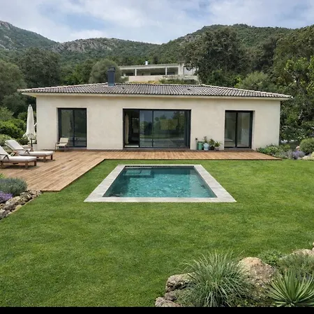 Villa Ezilia